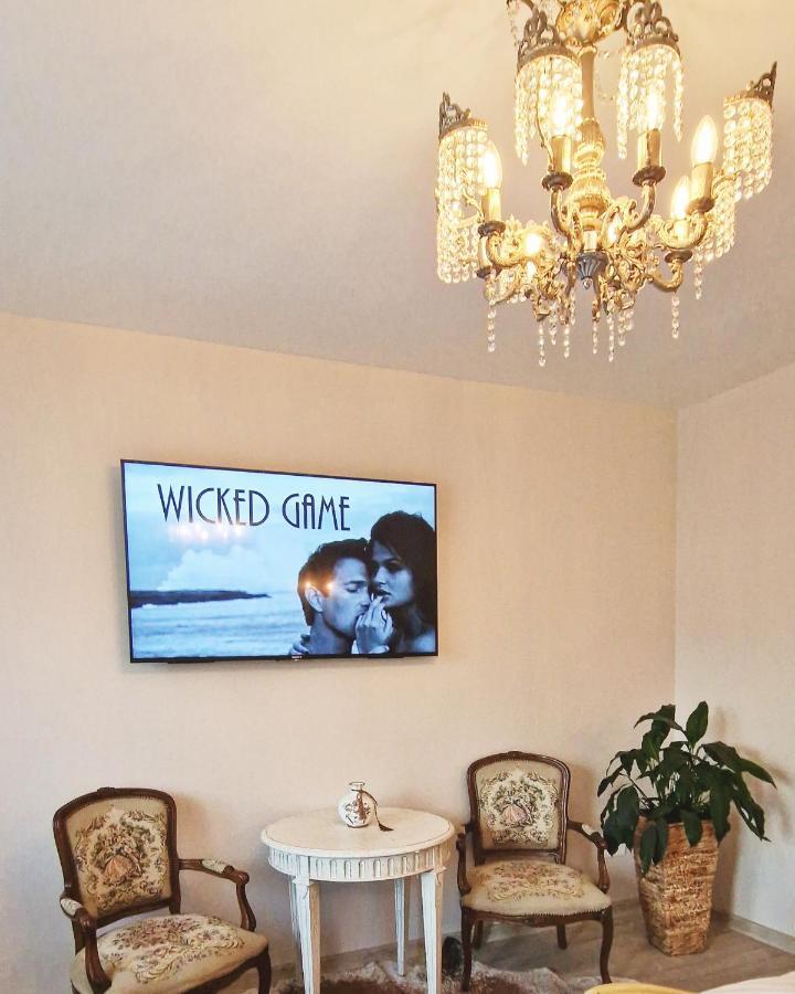 Amor Tirol Busteni (Adults Only) Екстер'єр фото