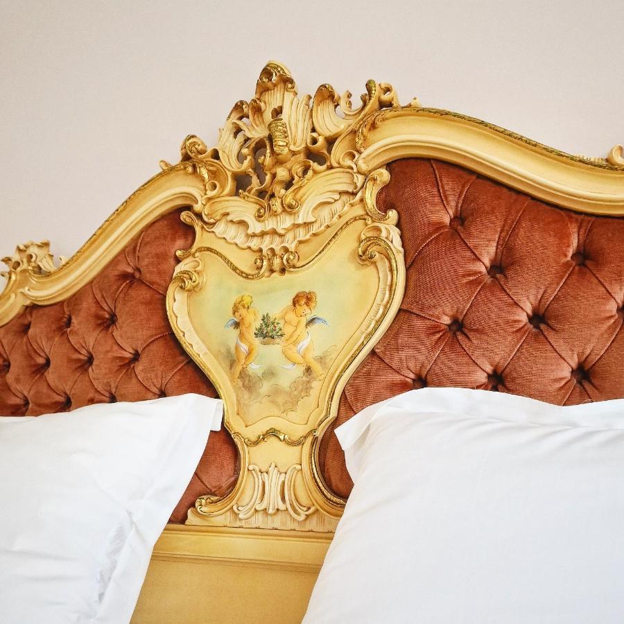 Amor Tirol Busteni (Adults Only) Екстер'єр фото