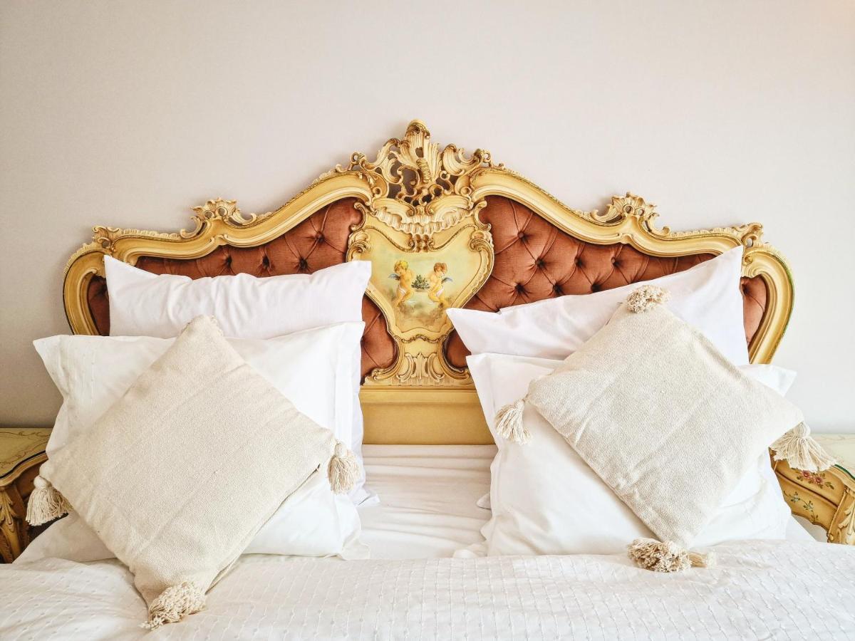 Amor Tirol Busteni (Adults Only) Екстер'єр фото