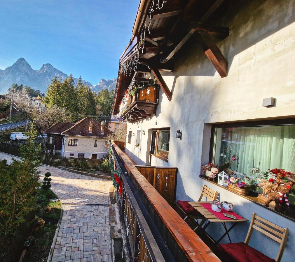 Amor Tirol Busteni (Adults Only) Екстер'єр фото